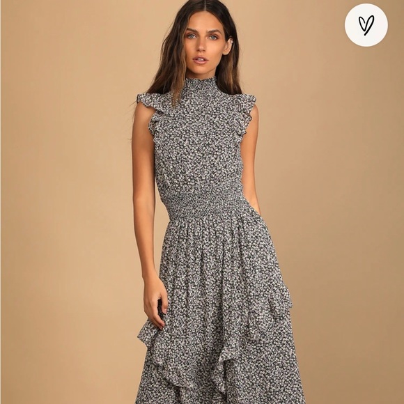 Lulus Dresses & Skirts - NWT Lulus Summery Floral Midi Dress with Ruffles XS